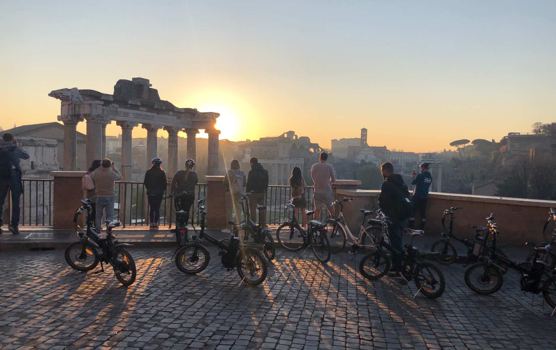 Rome Bike Tours at Dawn: Discover the Eternal City with the Roman Sunrise E-Bike Experience